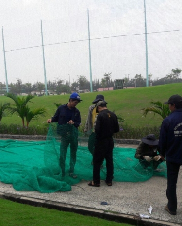 Thi công khung lưới tập golf