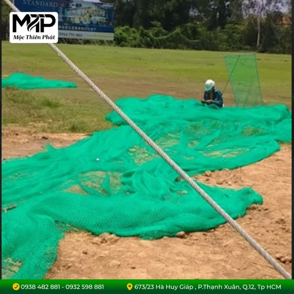 Báo giá thi công hoàn thiện lưới sân bóng đá 7 người diện tích 40m x 60m