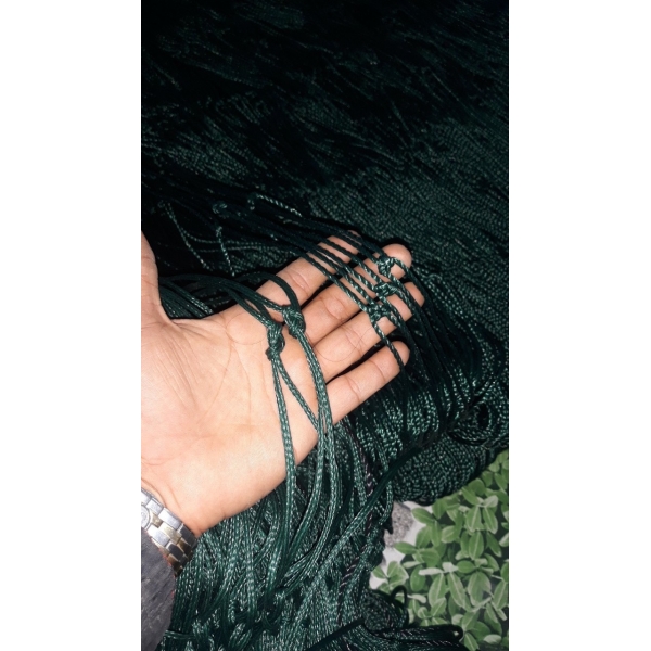 Lưới sân bóng đá